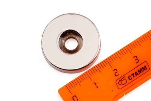 Неодимовый магнит диск 20х5мм с зенковкой 4,5/10 в наличии фото 2