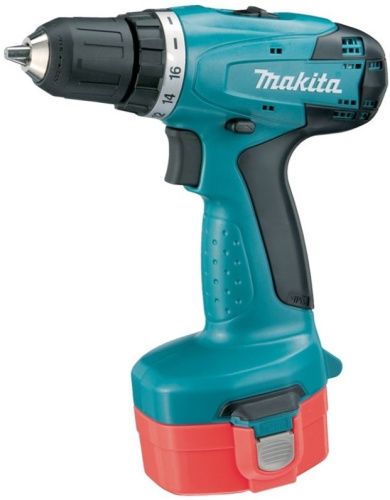 Аккумуляторная дрель-шуруповерт Makita 6261 DWРLE в наличии